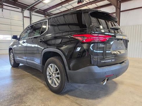 Used 2022 Chevrolet Traverse LT AWD/4WD image 3