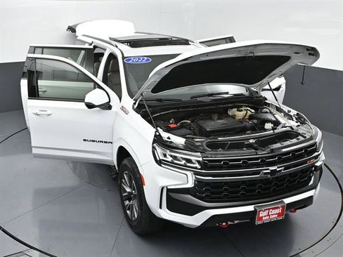 Used 2022 Chevrolet Suburban Z71 w/ Luxury Package AWD/4WD image 53