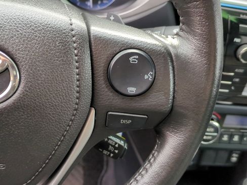 Used 2015 Toyota Corolla S image 18