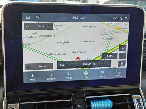 Used 2020 Lincoln Navigator Black Label w/ Cargo Convenience Package image 31