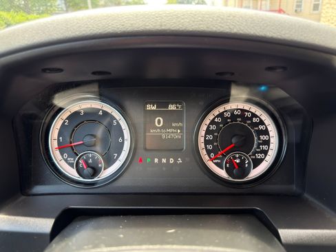 Used 2018 RAM 1500 Express w/ Express Value Package AWD/4WD image 34