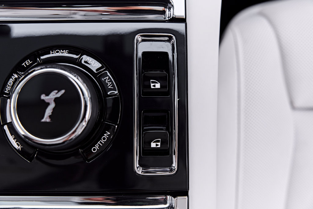 Used 2026 Rolls-Royce Ghost AWD/4WD image 94