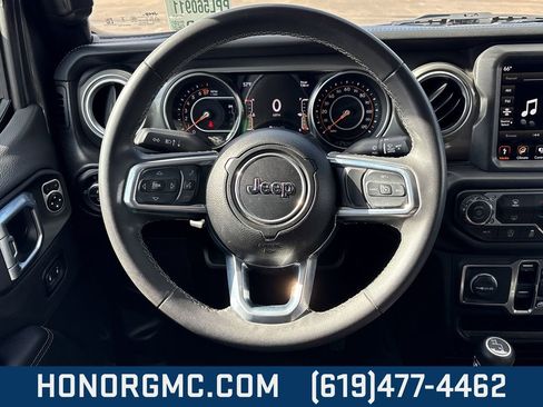 Used 2023 Jeep Gladiator Overland image 27