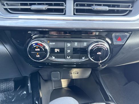 New 2026 Chevrolet Trax ACTIV w/ Driver Confidence Package image 18