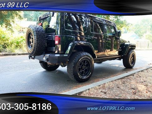 Used 2011 Jeep Wrangler Unlimited 70th Anniversary w/ Connectivity Group AWD/4WD image 9