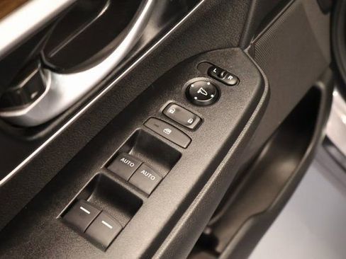 Used 2020 Honda CR-V EX image 8
