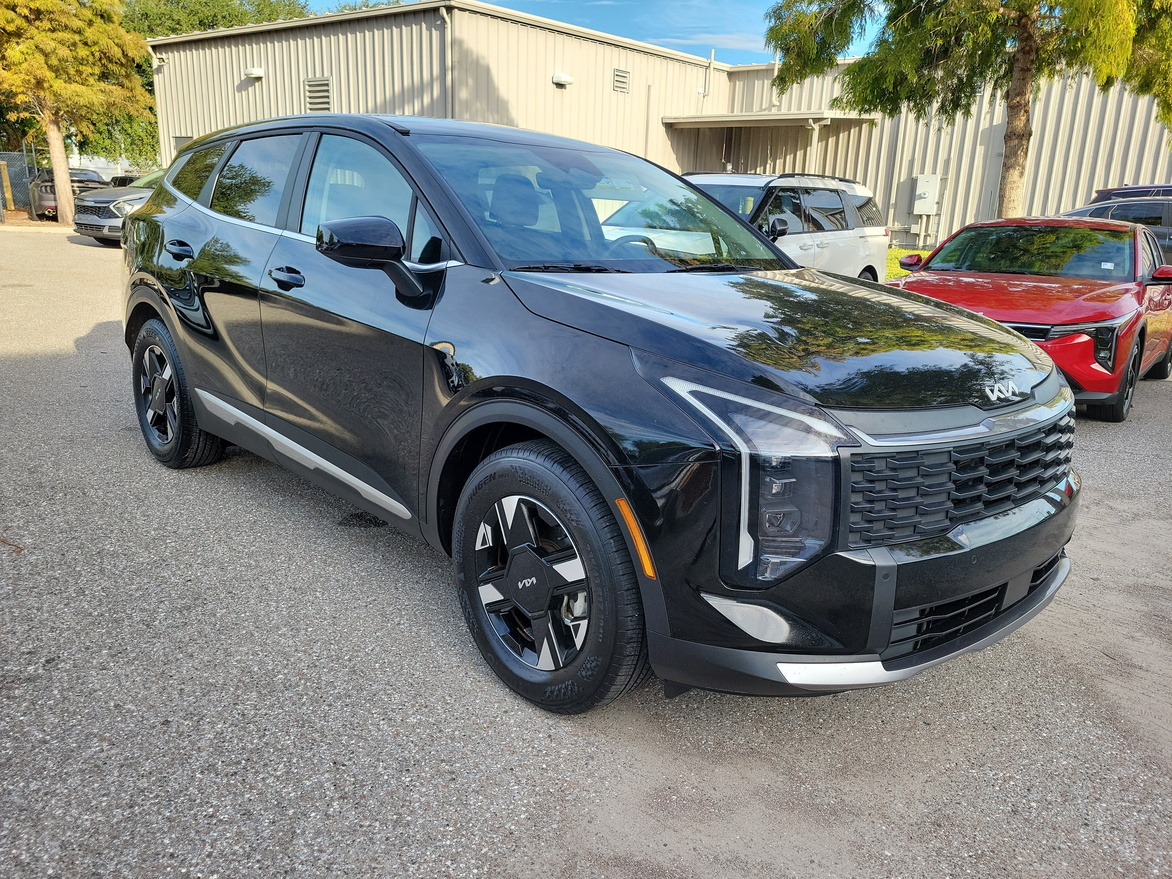 Certified 2026 Kia Sportage LX FWD image 5