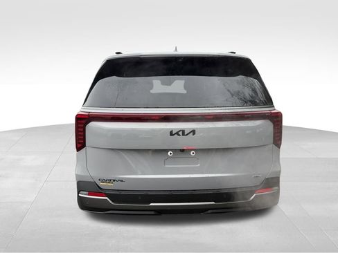 New 2026 Kia Carnival SX Prestige image 5