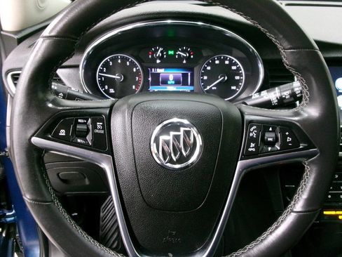 Used 2020 Buick Encore Preferred w/ Safety Package image 29