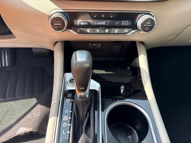 Used 2022 Nissan Altima 2.5 SL FWD image 17