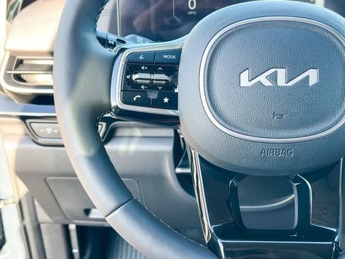 New 2026 Kia Carnival SX Prestige FWD image 25