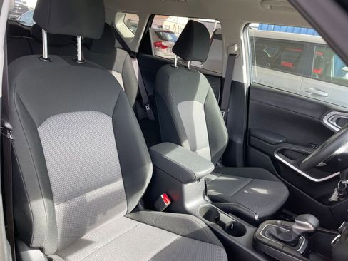 Used 2025 Kia Soul LX w/ LX Technology Package image 34