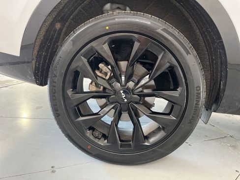 Used 2023 Kia Sorento SX AWD/4WD image 17