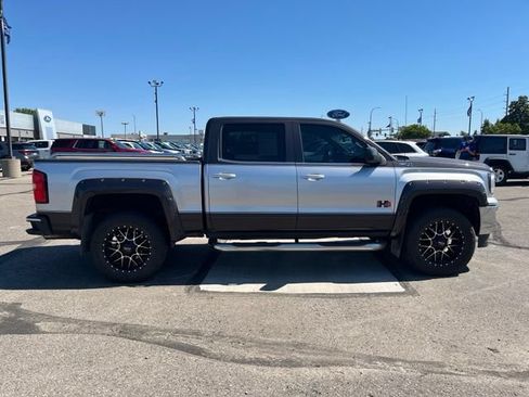 Used 2016 GMC Sierra 1500 SLE w/ SLE Value Package AWD/4WD image 11