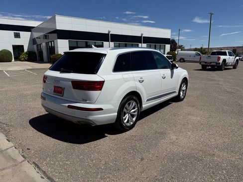 Used 2017 Audi Q7 3.0T Premium Plus AWD/4WD image 5