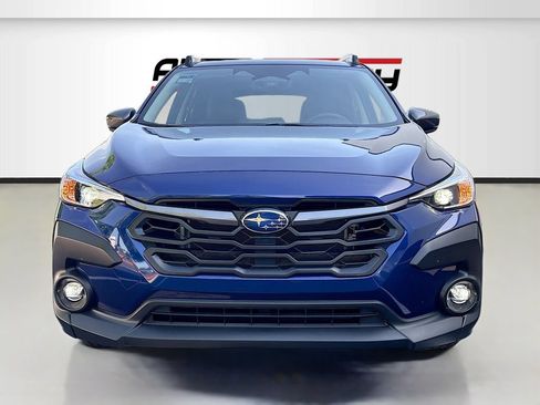 Used 2025 Subaru Crosstrek 2.0i Premium AWD/4WD image 2