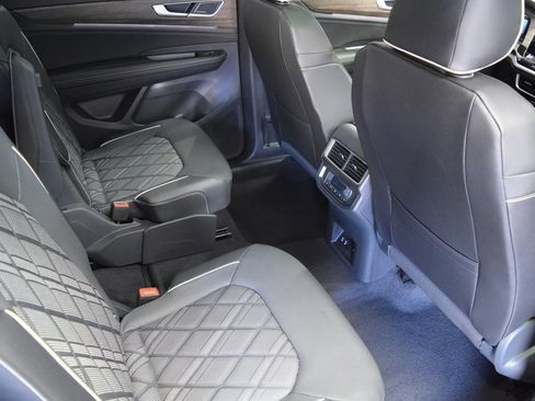 New 2026 Volkswagen Atlas SEL Premium R-Line image 6