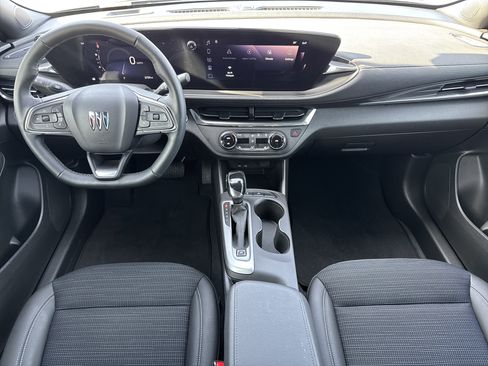 Used 2025 Buick Envista Preferred w/ Convenience I Package image 26