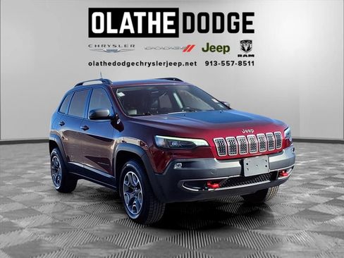 Used 2020 Jeep Cherokee Trailhawk w/ Cold Weather Group image 30