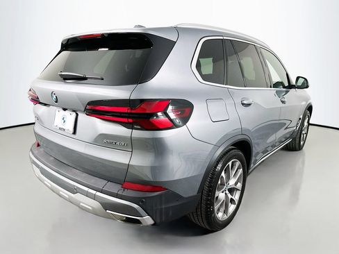 Used 2026 BMW X5 xDrive40i w/ Premium Package AWD/4WD image 5