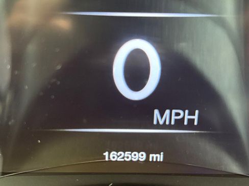 Used 2019 Jeep Grand Cherokee Limited image 11