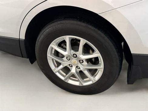 Used 2022 Chevrolet Equinox LT image 30