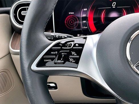 Certified 2025 Mercedes-Benz GLC 300 4MATIC image 14