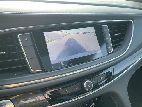 Used 2024 Buick Enclave Essence w/ Experience Buick Package image 17