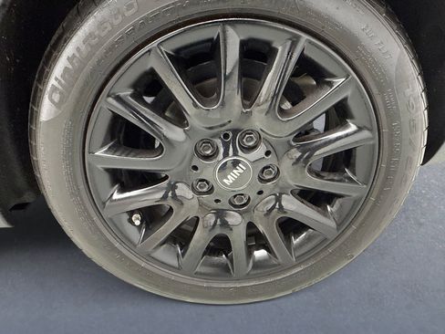 Used 2016 MINI Cooper S image 19