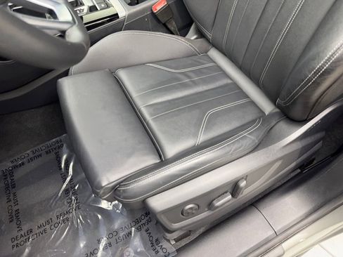 Used 2025 Audi Q5 2.0T Premium image 30