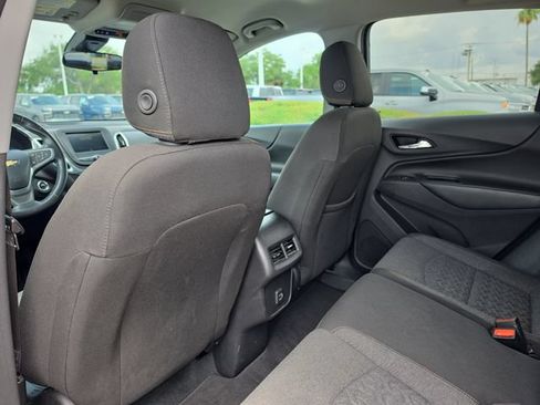 Used 2022 Chevrolet Equinox LT FWD image 12
