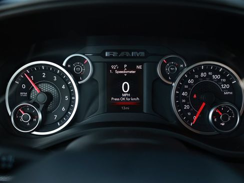 New 2026 RAM 1500 Express AWD/4WD image 17