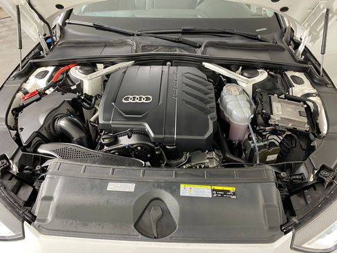 Used 2021 Audi A4 2.0T Premium w/ Convenience Package image 31