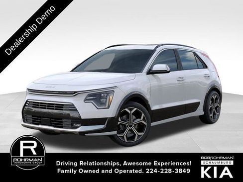 New 2025 Kia Niro SX Touring FWD image 1