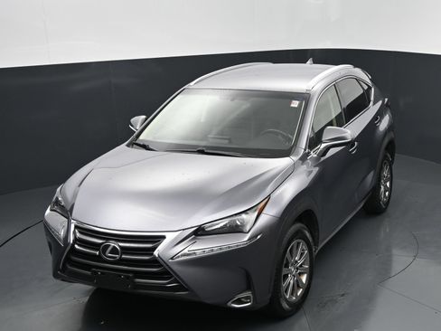 Used 2017 Lexus NX 200t FWD image 27