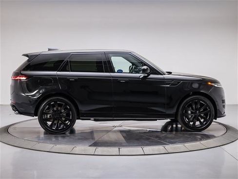 New 2026 Land Rover Range Rover Sport Dynamic SE image 6