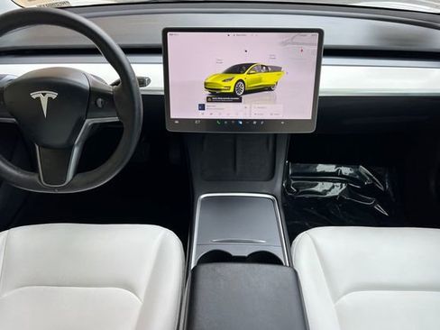 Used 2022 Tesla Model 3 Long Range AWD/4WD image 16