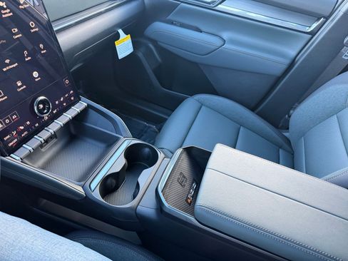 New 2026 GMC Terrain AT4 w/ Convenience Package III AWD/4WD image 18