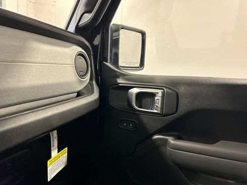 New 2026 Jeep Wrangler Unlimited Sport AWD/4WD image 25