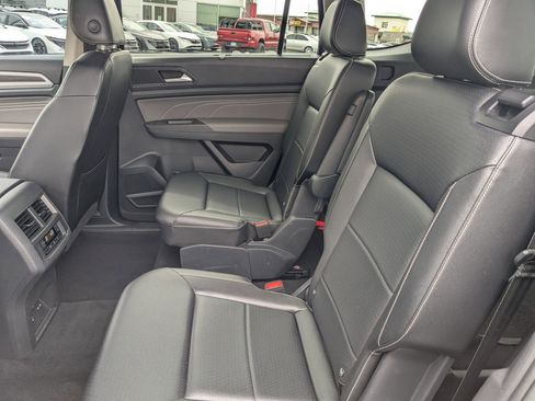 Used 2022 Volkswagen Atlas SE AWD/4WD image 32