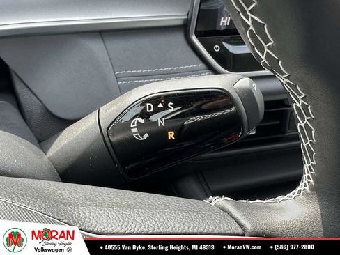 Used 2026 Volkswagen Tiguan SE AWD/4WD image 26