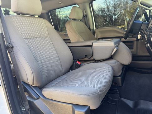 Used 2022 Ford F250 XLT w/ XLT Premium Package image 21