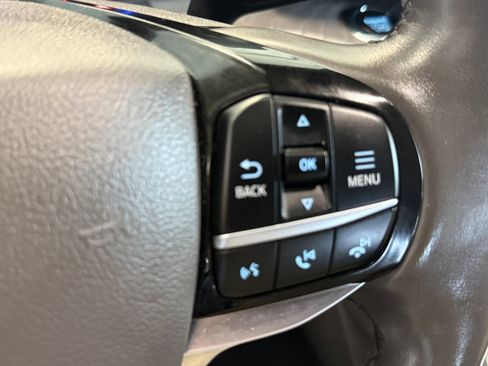 Used 2022 Ford Explorer Platinum w/ Equipment Group 601A AWD/4WD image 19
