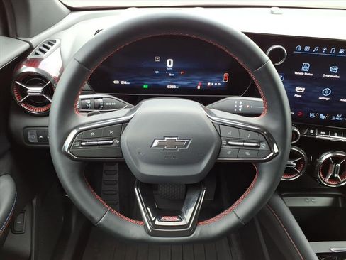 Used 2025 Chevrolet Blazer EV RS image 8