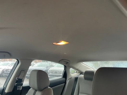 Used 2019 Honda Civic LX image 10