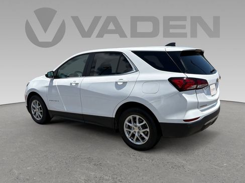 Used 2024 Chevrolet Equinox LT FWD image 19