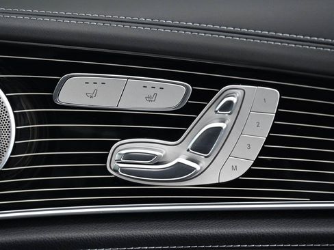 Used 2018 Mercedes-Benz E 63 AMG S image 23