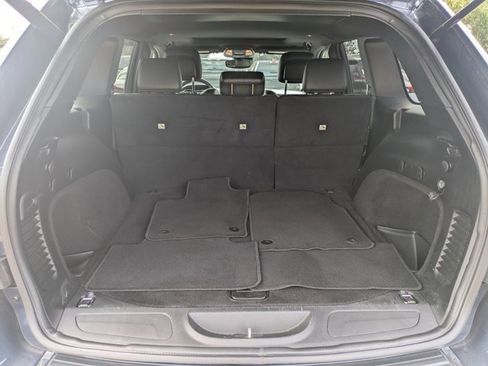 Certified 2021 Jeep Grand Cherokee Limited w/ Premium Lighting Group image 11