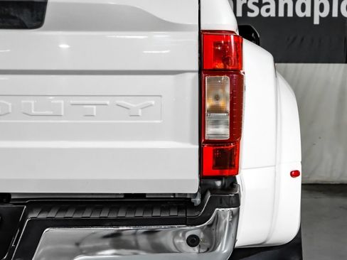 Used 2022 Ford F350 Lariat w/ Lariat Ultimate Package AWD/4WD image 42