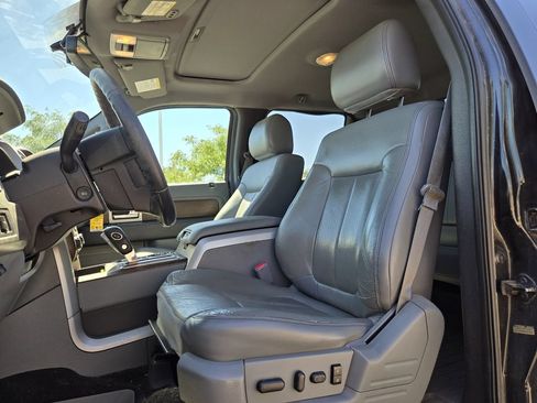 Used 2013 Ford F150 Lariat w/ Luxury Equipment Group AWD/4WD image 2